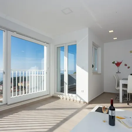 Apartamento Alius Deluxe *